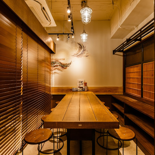 〒160-0021 東京都新宿区歌舞伎町１丁目６−１４ 東通ビル １F