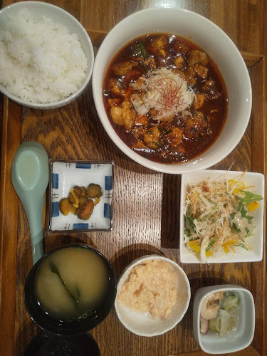 〒885-0037 宮崎県都城市花繰町１７−３