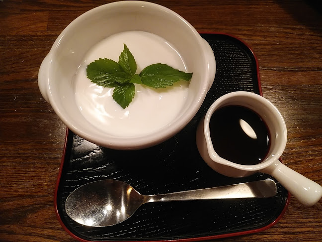 Comentarii opinii despre 鶏がさきか卵がさきか