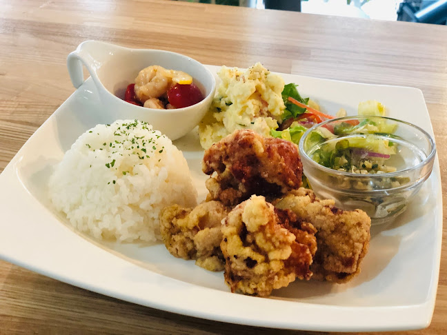 〒260-0045 千葉県千葉市中央区弁天１丁目１−１