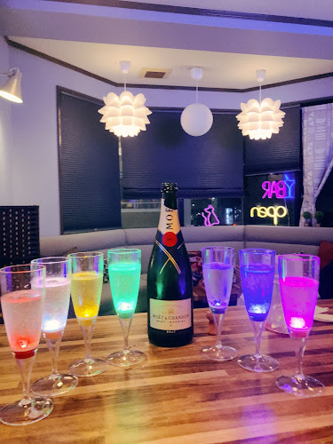 Opinii despre Cafe & Bar ゆきっち în 名古屋市 - 飲食業