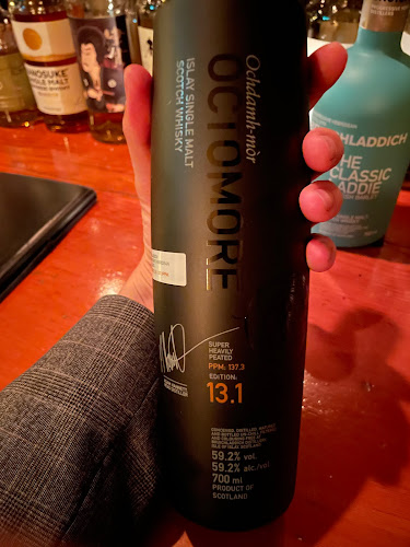 〒105-0004 東京都港区新橋２丁目１５−１７