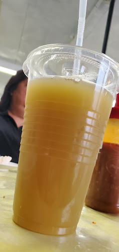 Comentarii opinii despre Tropical Lanches - トロピカル ブラジルの食品