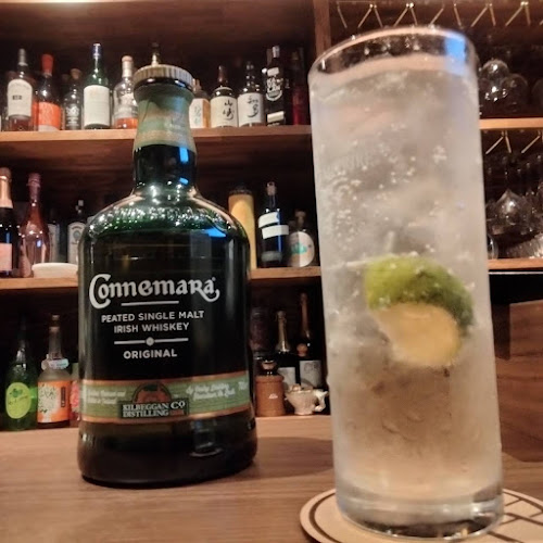 Opinii despre カフェとバー カリチータ în 桑名市 - 飲食業