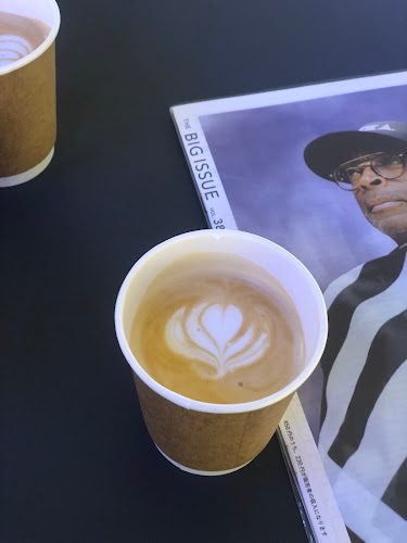 Opinii despre Unir ウニール 阪急うめだ店 în 大阪市 - 飲食業