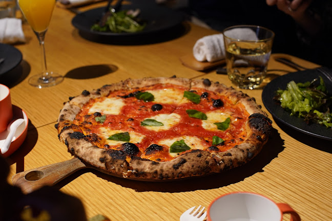 Comentarii opinii despre MR. MAURICE’S ITALIAN & Rooftop Bar（ミスター・モーリスズ・イタリアン&ルーフトップバー）