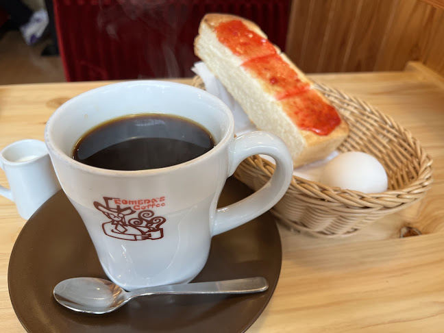 コメダ珈琲店 沖縄糸満店 - 飲食業