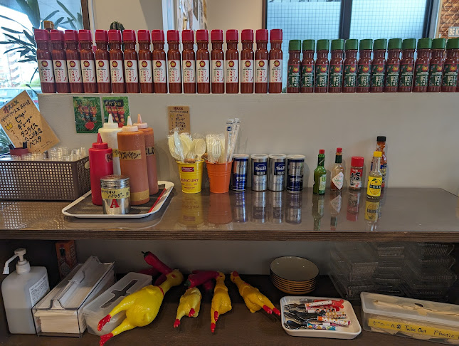 〒901-2306 沖縄県中頭郡北中城村ライカム４０３ フォレストマーケット 1F-3