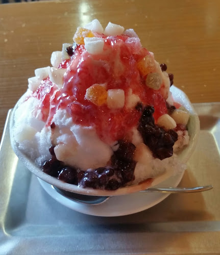 Opinii despre ケンナー＆レジーナ în 稲沢市 - 飲食業