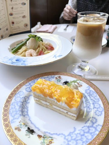 カフェ エリスマン - 飲食業