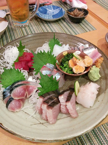 Opinii despre ハングオーバーズ în 名古屋市 - 飲食業