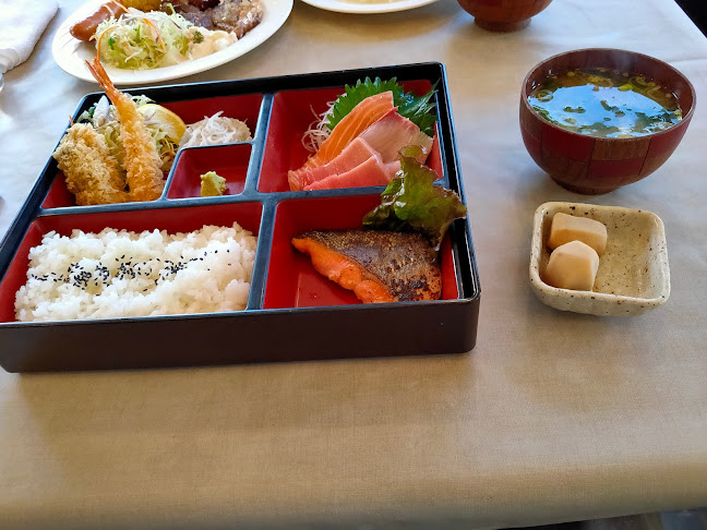 ネプチューン - 飲食業