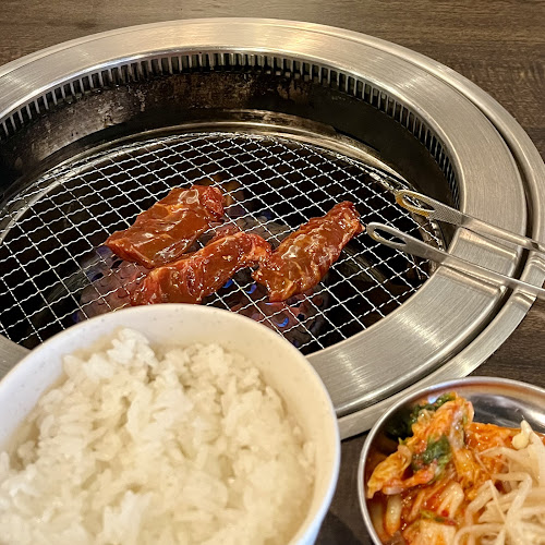 〒530-0031 大阪府大阪市北区菅栄町３−１１ 福田ビル 1階