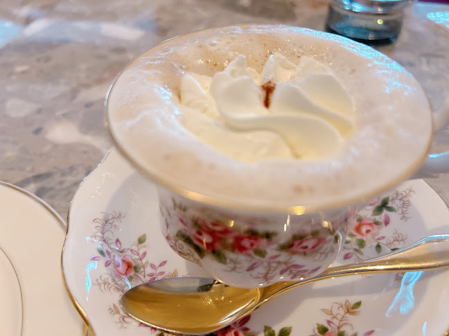 ウィーン菓子 シュトラウス - 飲食業