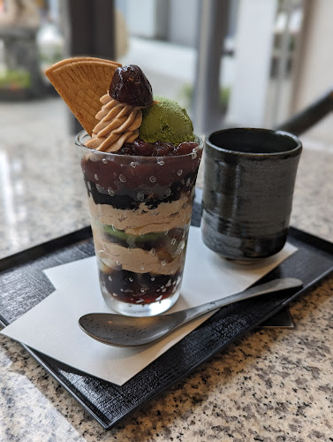 Comentarii opinii despre カフェ・ド・ラペ