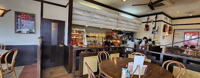 〒813-0002 福岡県福岡市東区下原４丁目１１−２