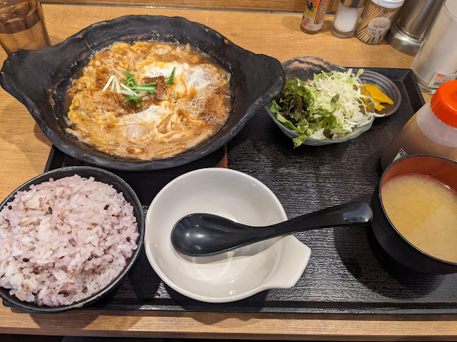 〒730-0035 広島県広島市中区本通１−２０ 第５玉理ビル 3F