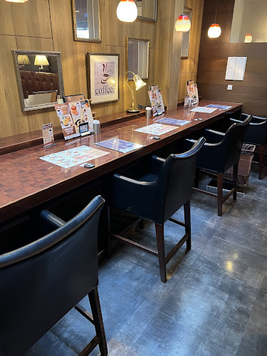 〒422-8006 静岡県静岡市駿河区曲金７丁目１−１ 1F