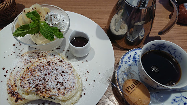 カフェ青山 岡山本店 - 飲食業