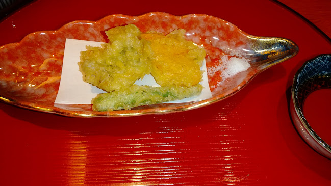 秋初月 - 飲食業