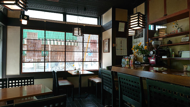 Comentarii opinii despre 喫茶軽食 かど