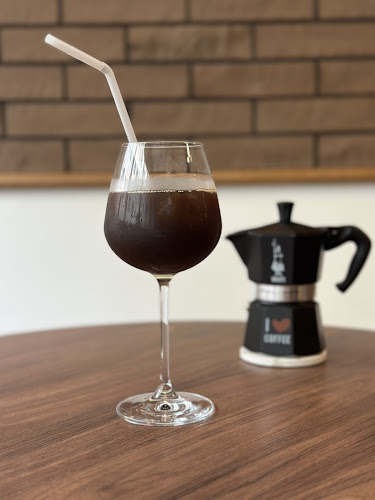 ニスト珈琲 - 飲食業