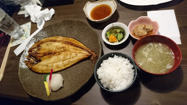 〒040-0063 北海道函館市若松町１１−８