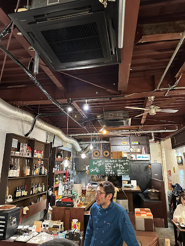 〒662-0915 兵庫県西宮市馬場町３−２０ 1F