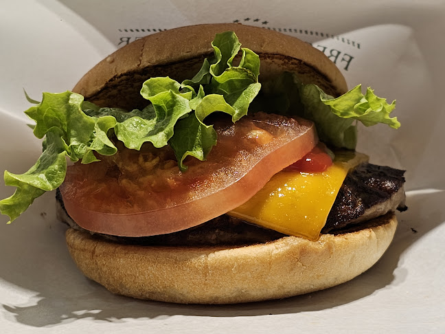 〒670-0914 兵庫県姫路市豆腐町２２２ ﾋﾟｵﾚ姫路ﾔﾝｸﾞ館 1階