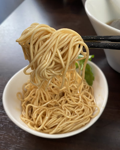 らぁ麺しら山 - 飲食業