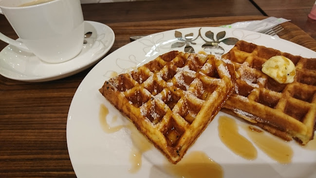 Comentarii opinii despre MOA cafe 神戸