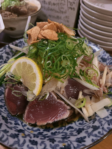 〒780-0841 高知県高知市帯屋町１丁目１０−７