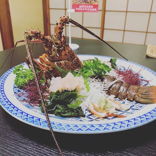 〒882-0814 宮崎県延岡市北町１丁目２−１１