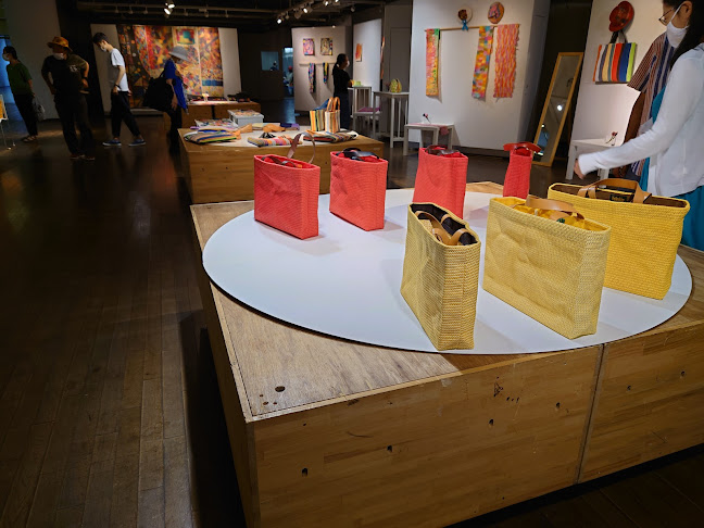 〒651-0082 兵庫県神戸市中央区小野浜町１−４