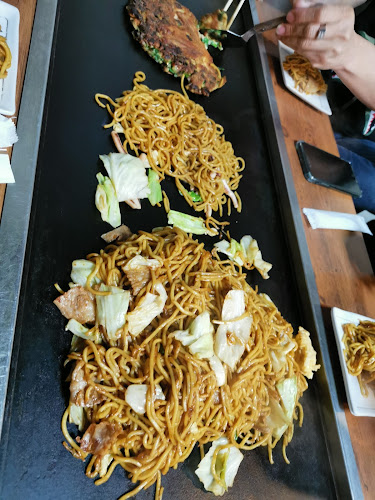 〒542-0083 大阪府大阪市中央区東心斎橋１丁目１３−６