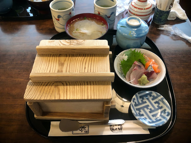 浪花寿司 - 飲食業