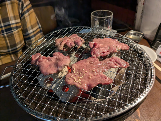Opinii despre 炭火ほるもん焼肉 亀力 加須店 în 加須市 - 飲食業