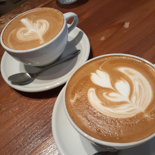 Opinii despre 珈琲新鮮館 東林間本店 în 相模原市 - 飲食業