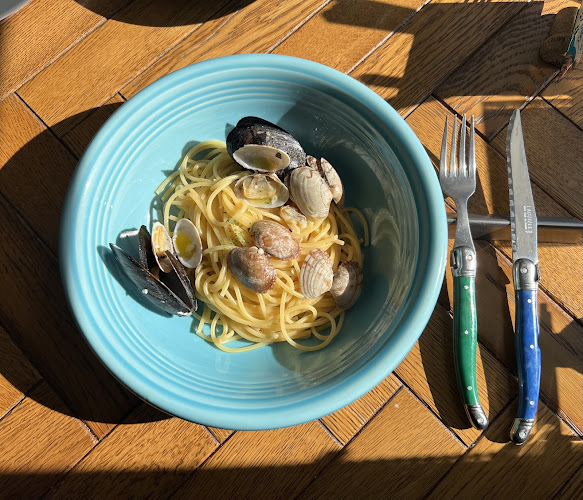 炭焼きお肉とワイン ビストロ酒場 Le Timbre（ルタンブル）