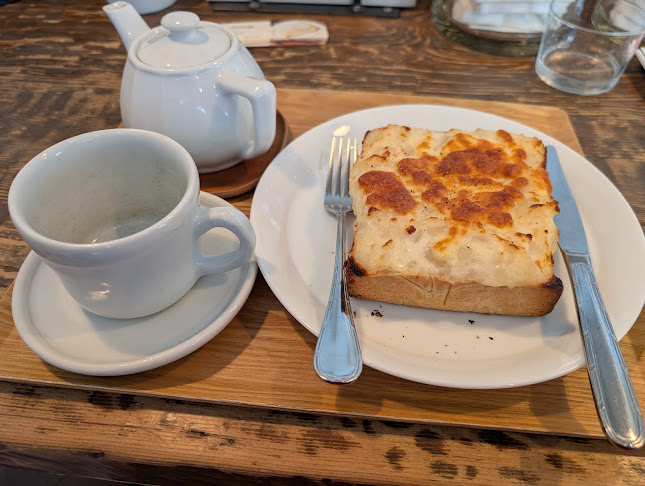 〒060-0061 北海道札幌市中央区南１条西１２丁目４−１８２ AS ビル 1F