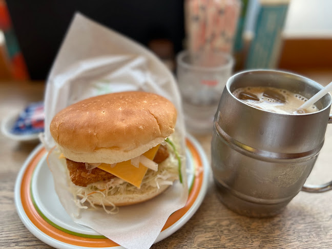 Opinii despre コメダ珈琲店 烏丸五条店 în 京都市 - 飲食業