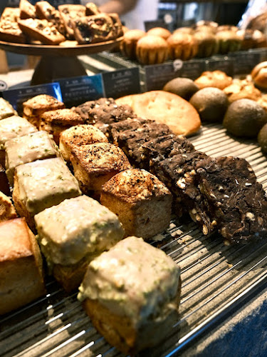 Comentarii opinii despre Think