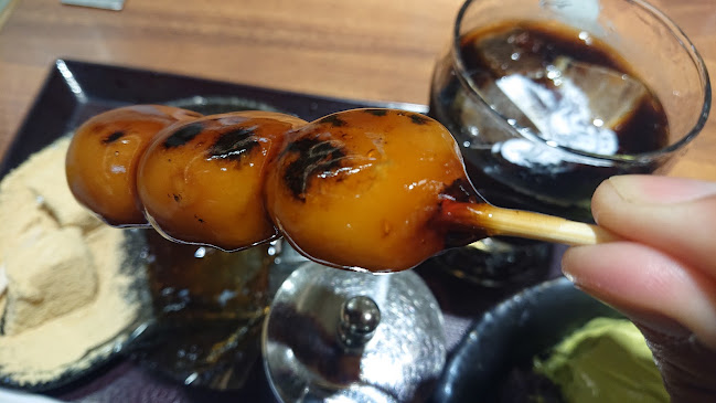 Opinii despre 甘党まえだ あべちか店 în 大阪市 - 飲食業