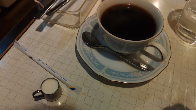 〒334-0001 埼玉県川口市桜町６丁目１−９