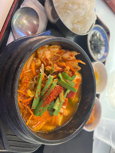 韓国屋台ハンサム渋谷店 - 飲食業