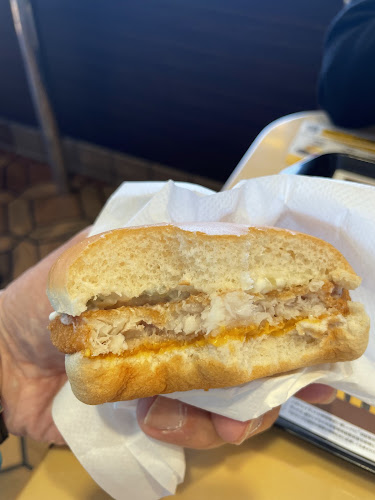 マクドナルド伊勢 - 飲食業