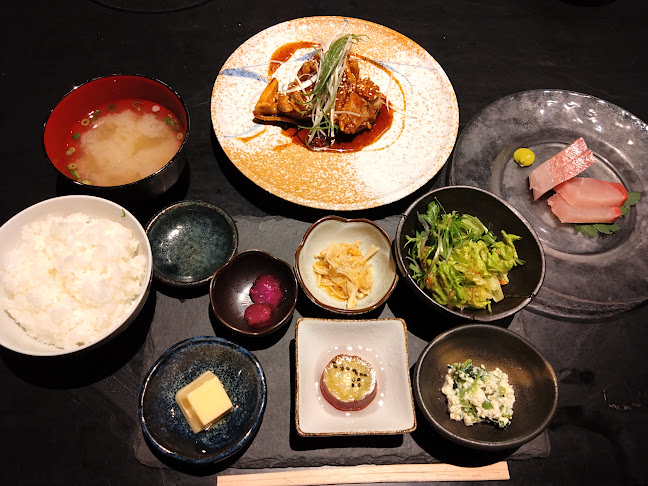 Opinii despre Kakurega Matsui（カクレガマツイ） în 宇和島市 - 飲食業