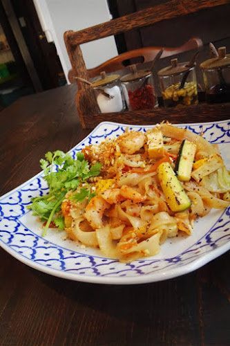 Comentarii opinii despre ロッシーズ