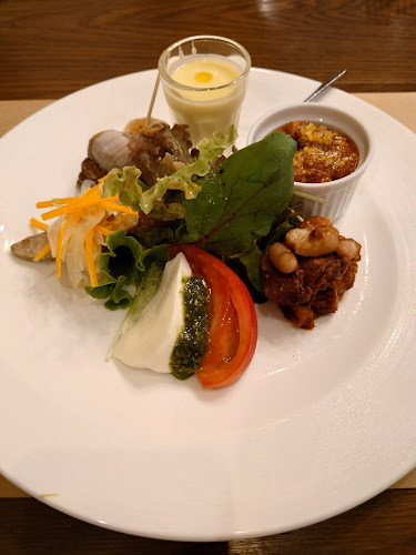 トラットリア・アルベロ - 飲食業