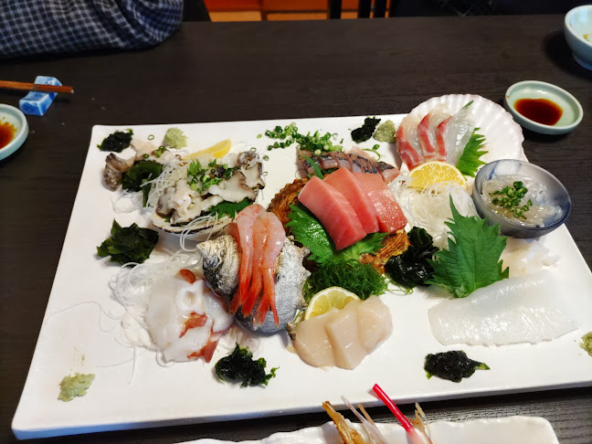 Comentarii opinii despre 海鮮炉端と寿司 やよい